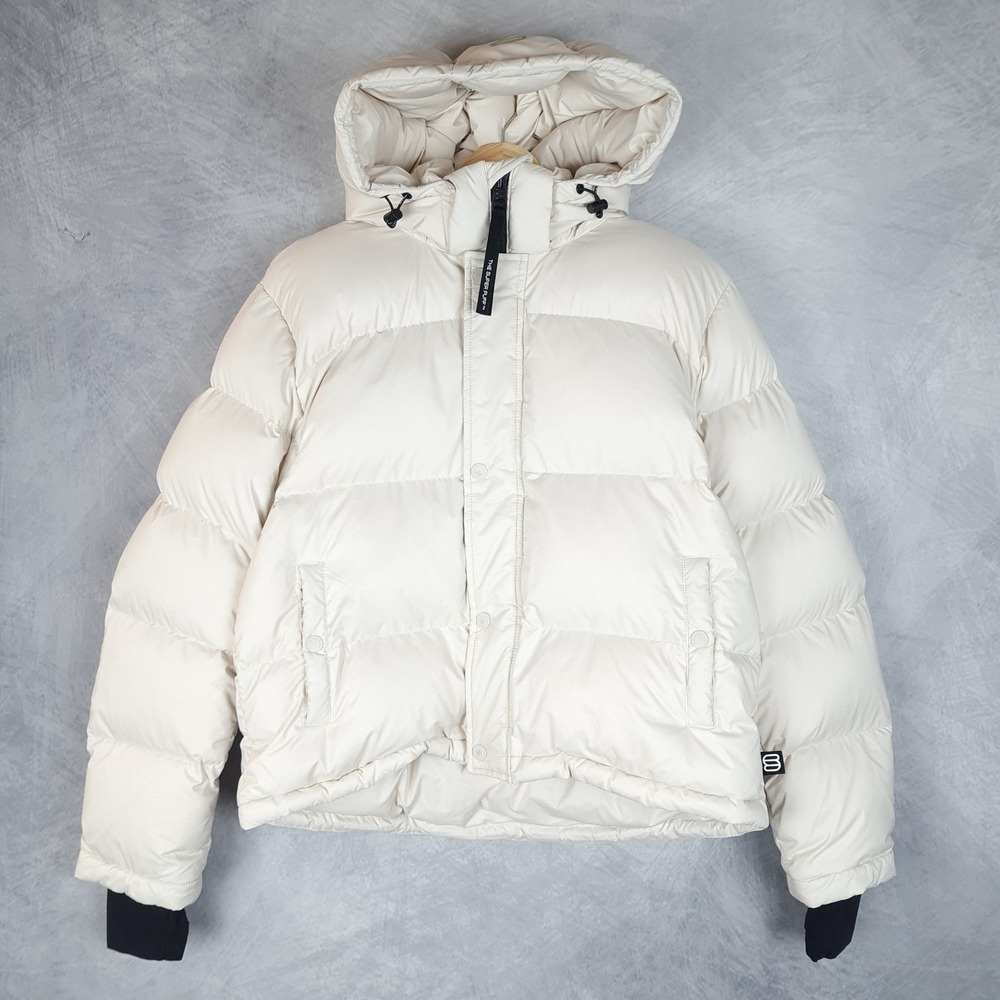 The Super Puff Jacket Womens Medium White Hooded Down Puffer Short Ski